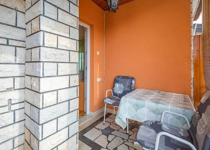 Aleks 3 House With