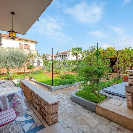 Ferucio House With