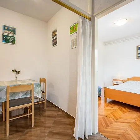 Aleks 3 House With 3*